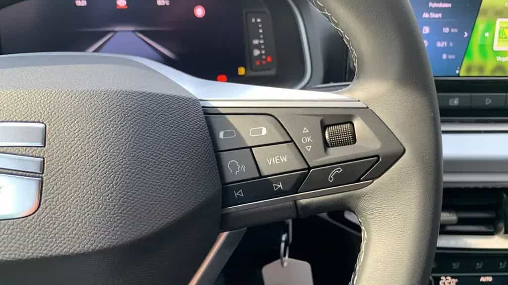 Seat Arona Style Edition 1.0 115 6-Gang +LED+PDC+ACC+ 04/2024-photo-22