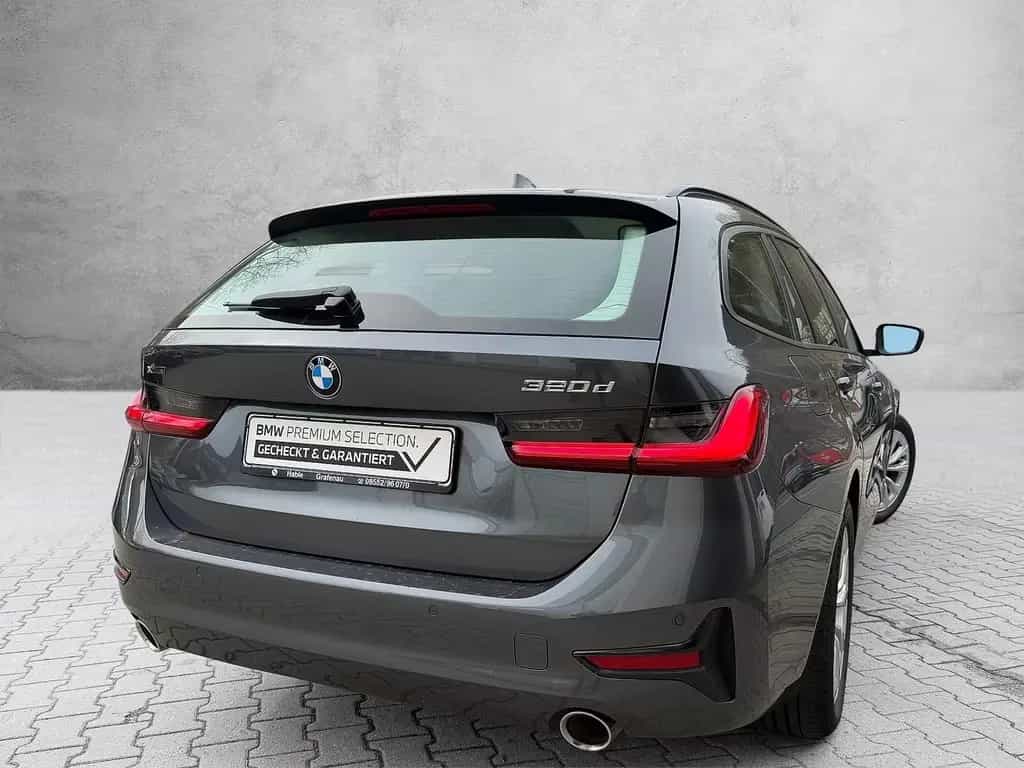 BMW 320 d xDrive Touring 03/2021-photo-1