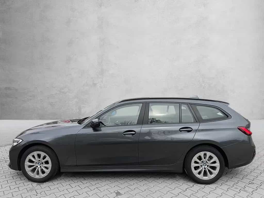 BMW 320 d xDrive Touring 03/2021-photo-2