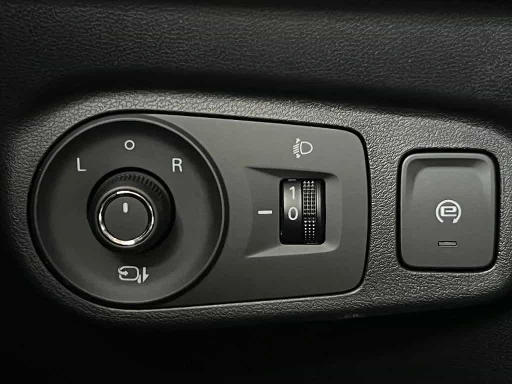 MG ZS Comfort*360°*NAV*SHZ*CARPLAY*LED*LEDER 09/2025-photo-18