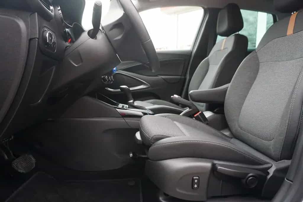 Opel Crossland (X) Crossland 1.2 Turbo Elegance AT LED Navi Kamera 07/2021-photo-23