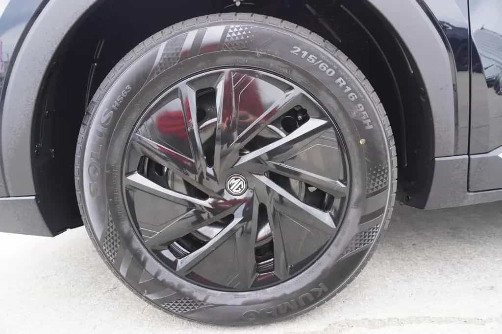 MG ZS 1.5 VTi-Tech Standard Navi Kamera 01/2026-photo-8