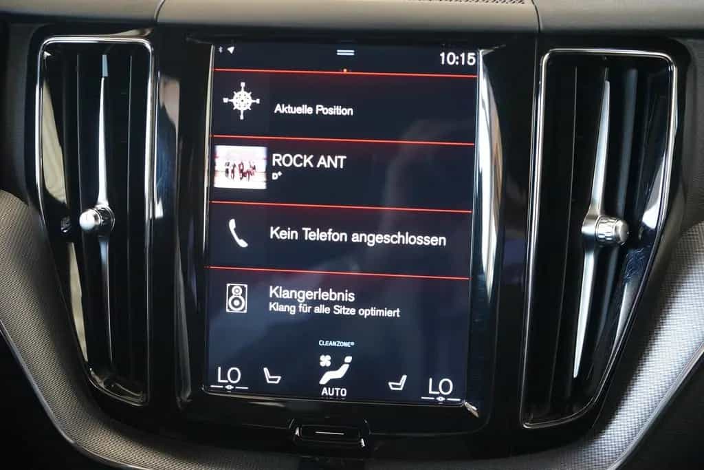 Volvo XC60 XC 60 T5 AWD R-Design Geartronic LED AHK 360° 05/2019-photo-10