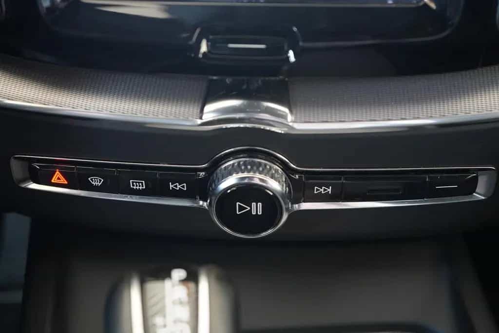 Volvo XC60 XC 60 T5 AWD R-Design Geartronic LED AHK 360° 05/2019-photo-14