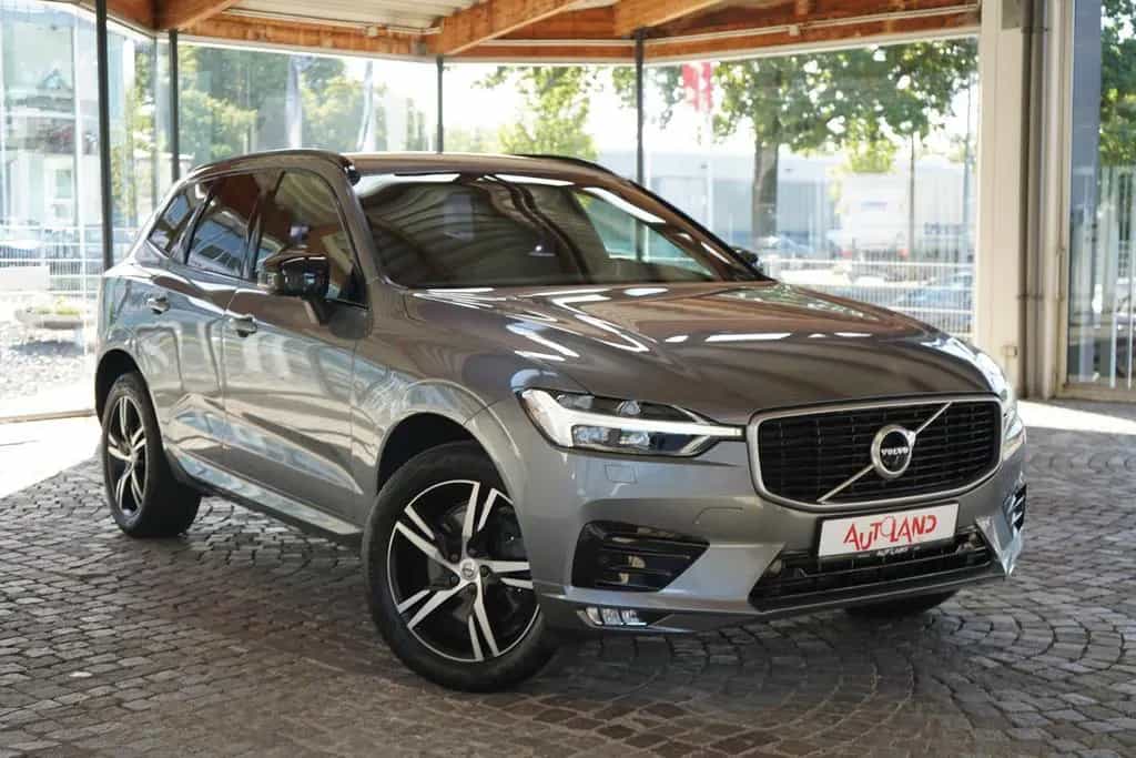 Volvo XC60 XC 60 T5 AWD R-Design Geartronic LED AHK 360° 05/2019-photo-5