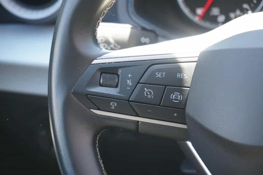 Seat Ibiza 1.0 TSI Style LED ACC PDC Sitzheizung DAB 07/2023-photo-12
