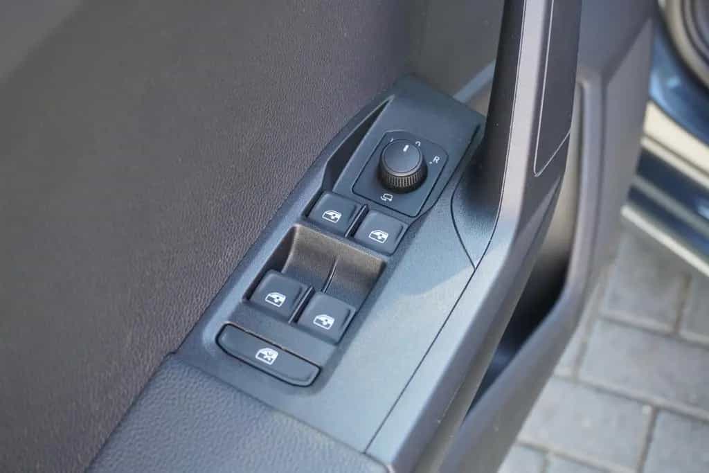 Seat Ibiza 1.0 TSI Style LED ACC PDC Sitzheizung DAB 07/2023-photo-21