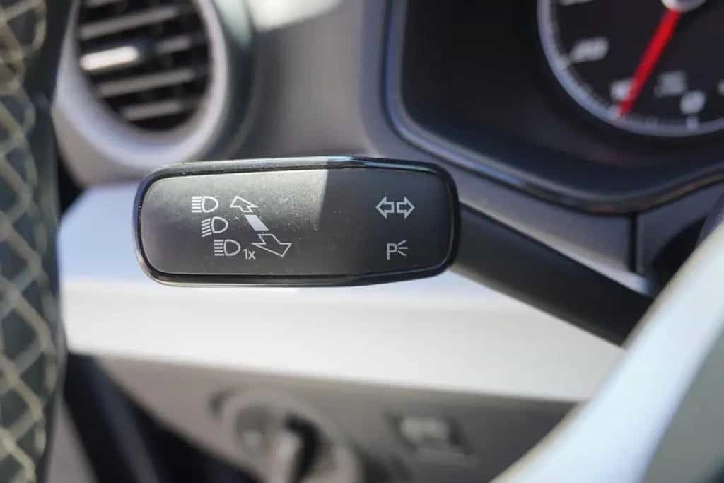 Seat Ibiza 1.0 TSI Style LED ACC PDC Sitzheizung DAB 07/2023-photo-23