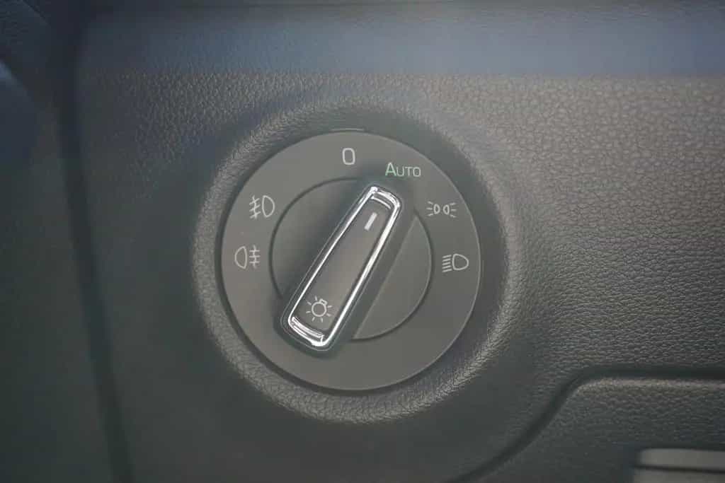 Skoda Scala 1.0 TSI Monte Carlo DSG LED Kamera DAB PDC 02/2023-photo-23