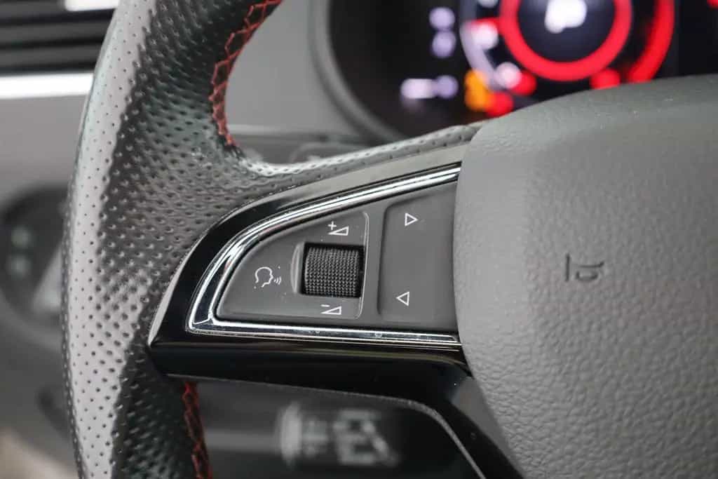 Skoda Octavia Combi 2.0 TSI DSG RS 245 LED Panorama 01/2020-photo-15