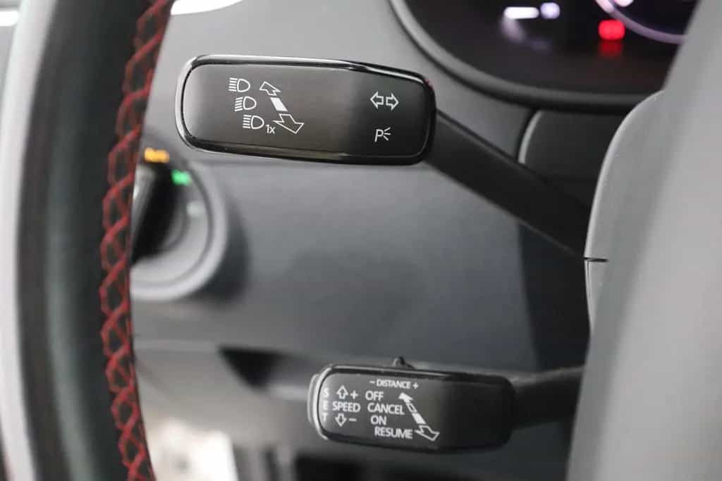 Skoda Octavia Combi 2.0 TSI DSG RS 245 LED Panorama 01/2020-photo-18