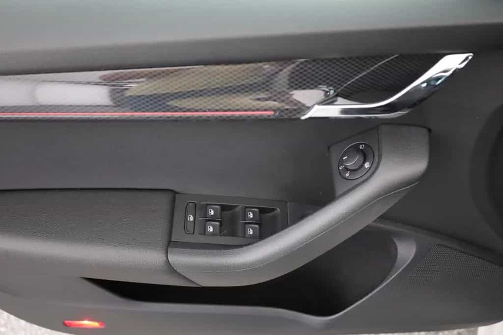 Skoda Octavia Combi 2.0 TSI DSG RS 245 LED Panorama 01/2020-photo-21