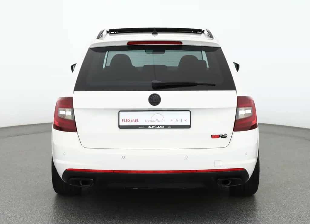 Skoda Octavia Combi 2.0 TSI DSG RS 245 LED Panorama 01/2020-photo-3