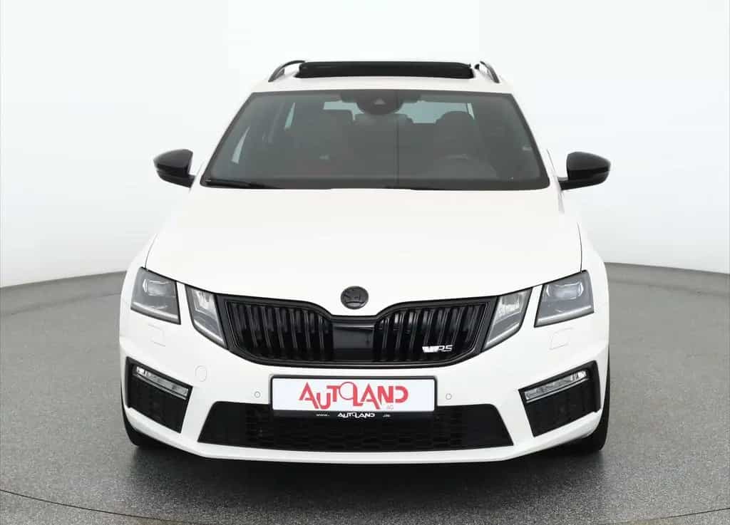 Skoda Octavia Combi 2.0 TSI DSG RS 245 LED Panorama 01/2020-photo-7