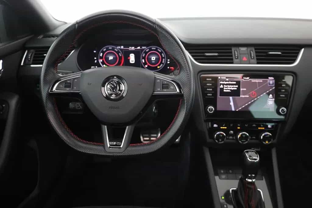 Skoda Octavia Combi 2.0 TSI DSG RS 245 LED Panorama 01/2020-photo-9