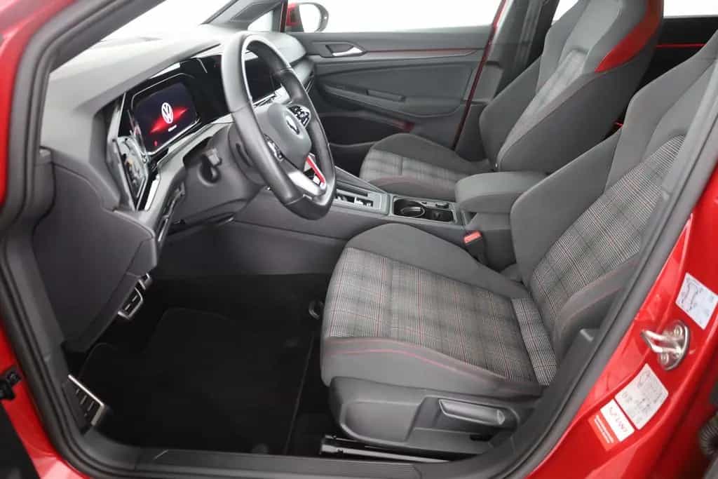 Volkswagen Golf VIII 2.0 TSI DSG GTI LED Navi Sitzheizung 03/2022-photo-21