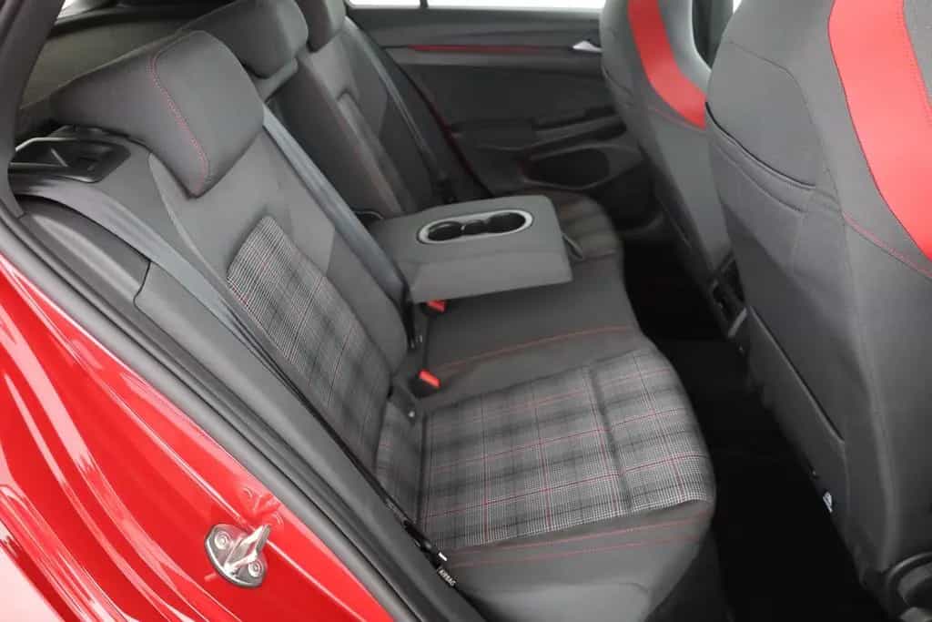 Volkswagen Golf VIII 2.0 TSI DSG GTI LED Navi Sitzheizung 03/2022-photo-23
