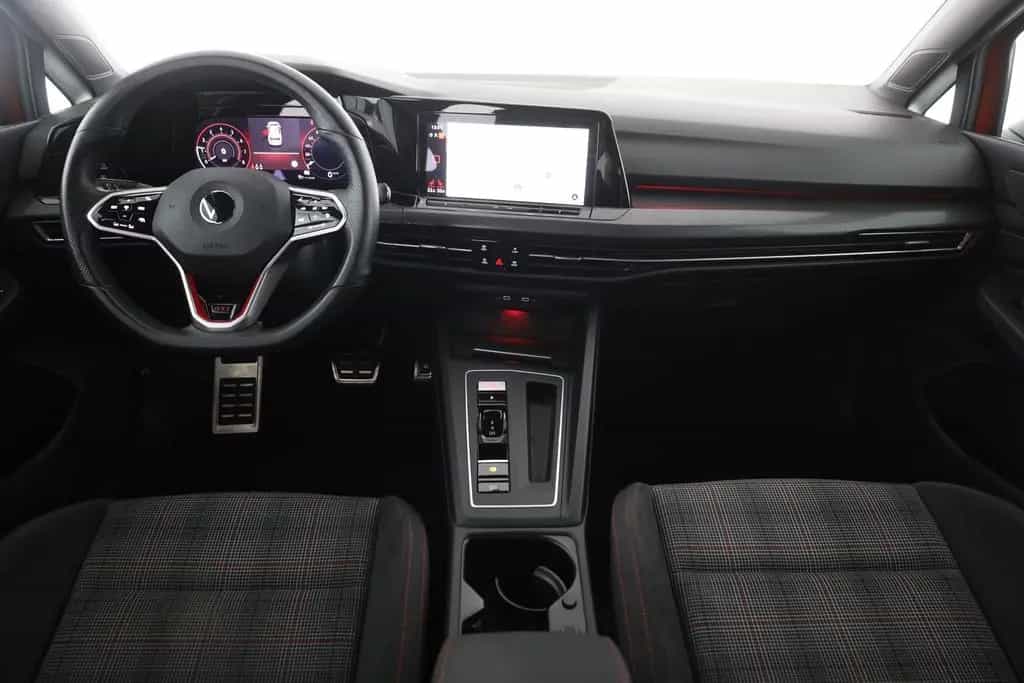 Volkswagen Golf VIII 2.0 TSI DSG GTI LED Navi Sitzheizung 03/2022-photo-8