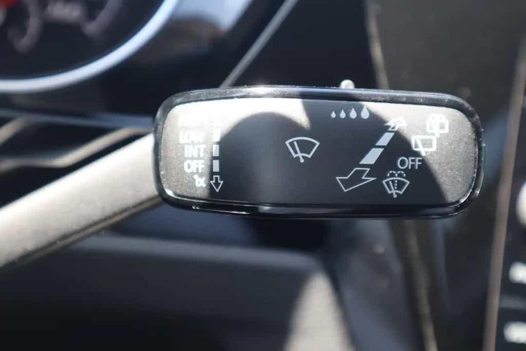 Volkswagen Touran 1.5 TSI LED Navi Sitzheizung ACC 12/2020-photo-24