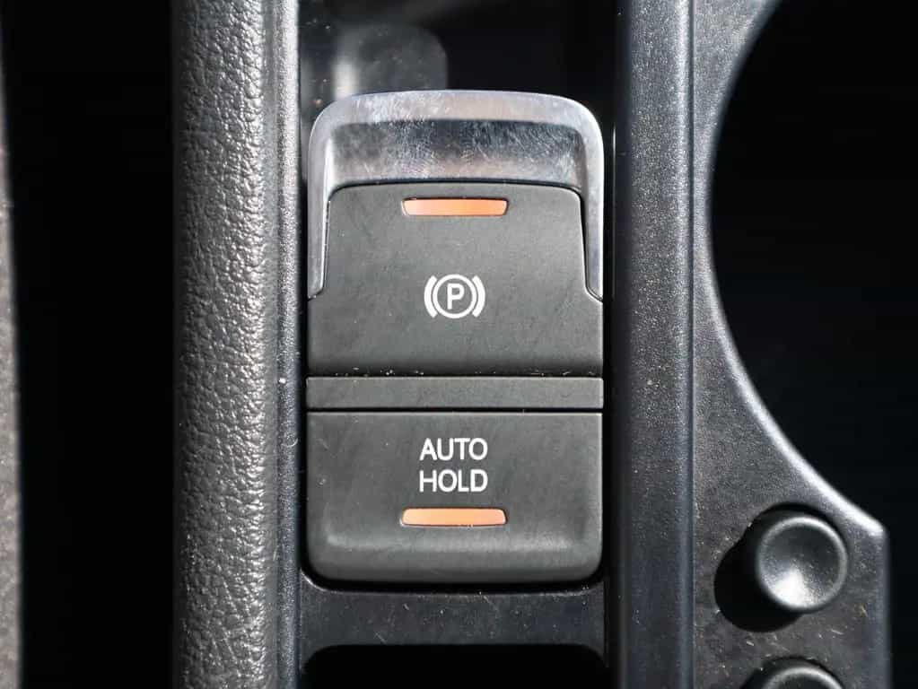 Volkswagen Touran 1.4 TSI DSG Sound ACC AHK LED Navi Kamera 11/2017-photo-22