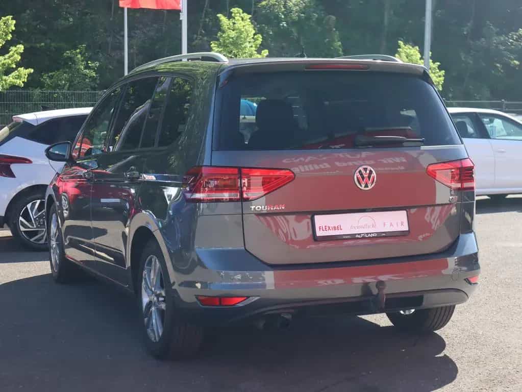 Volkswagen Touran 1.4 TSI DSG Sound ACC AHK LED Navi Kamera 11/2017-photo-3