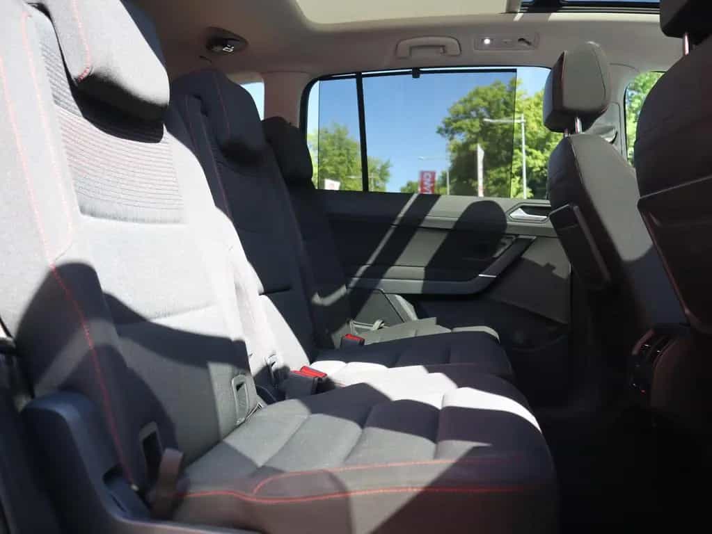 Volkswagen Touran 1.4 TSI DSG Sound ACC AHK LED Navi Kamera 11/2017-photo-33