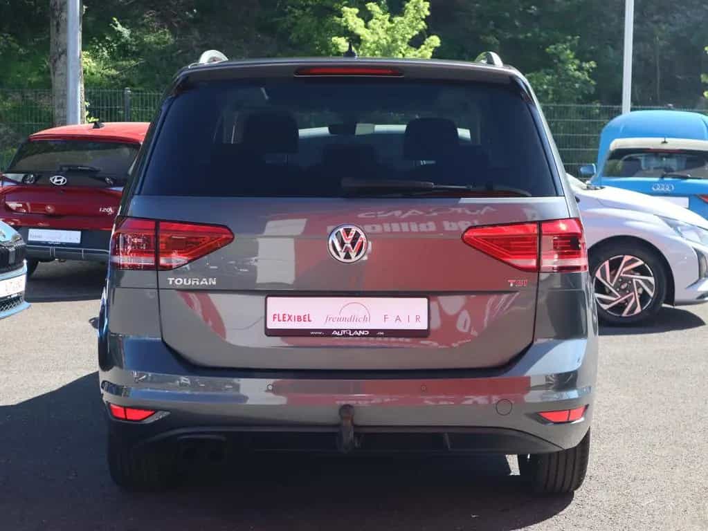 Volkswagen Touran 1.4 TSI DSG Sound ACC AHK LED Navi Kamera 11/2017-photo-4