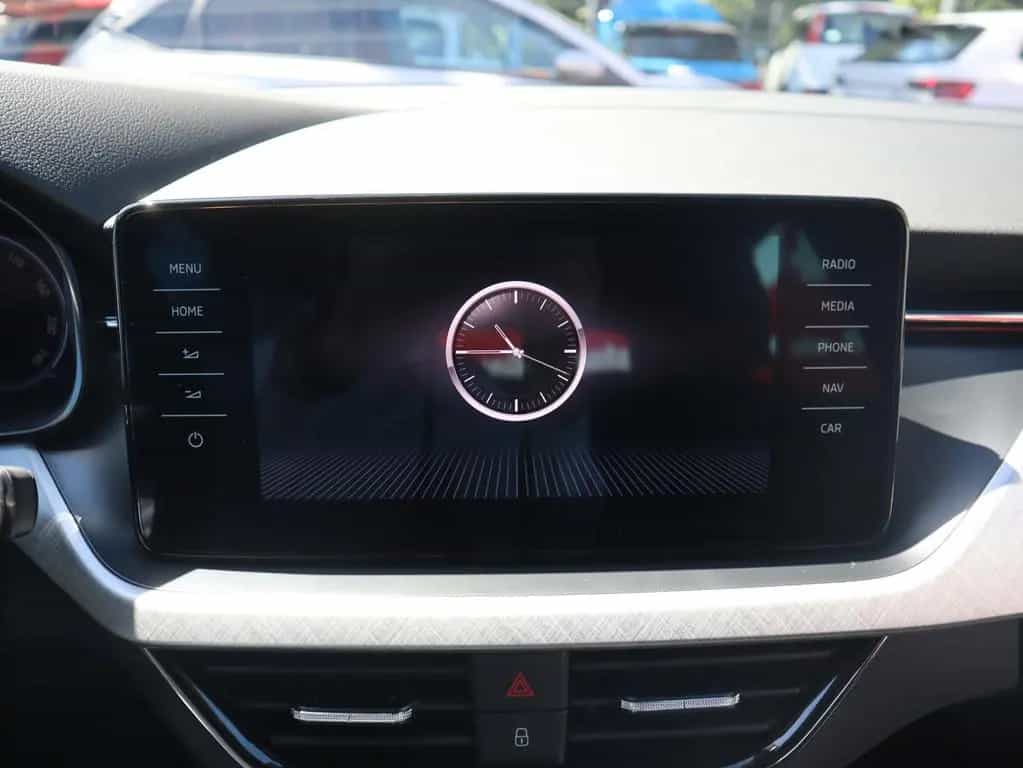 Skoda Kamiq 1.5 TSI DSG Tour LED SHZ Kamera el.HK AHK 07/2023-photo-12