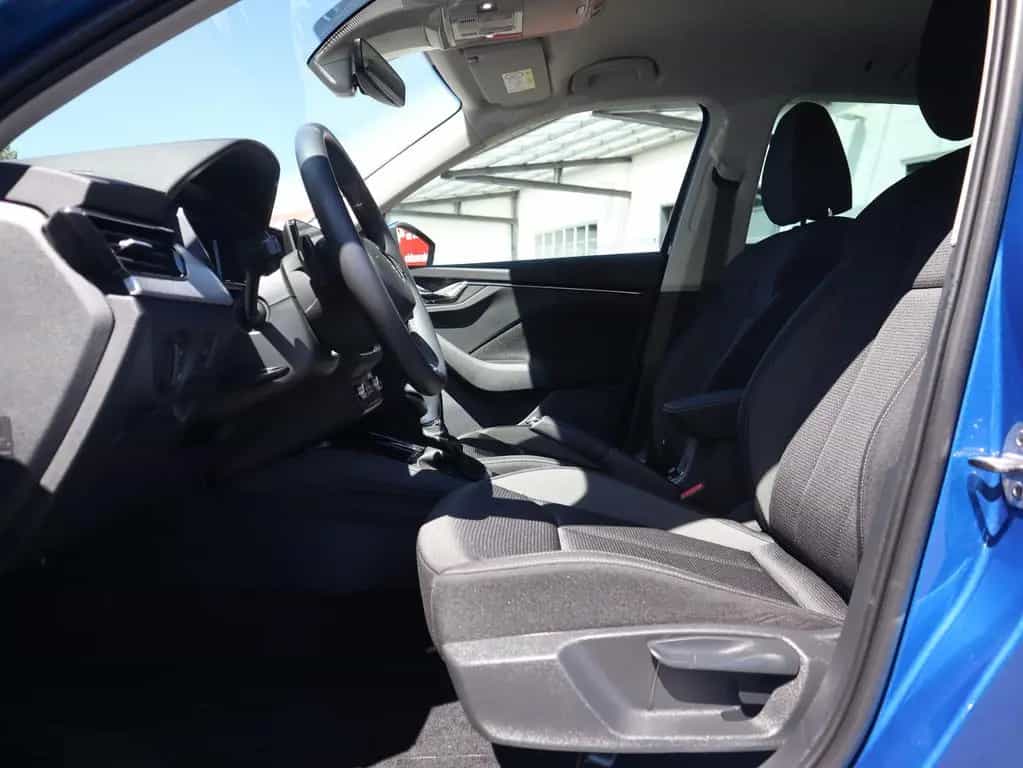 Skoda Kamiq 1.5 TSI DSG Tour LED SHZ Kamera el.HK AHK 07/2023-photo-32