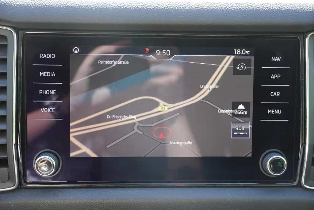 Skoda Kodiaq 2.0 4x4 DSG AHK Memory Soundsystem 01/2018-photo-26