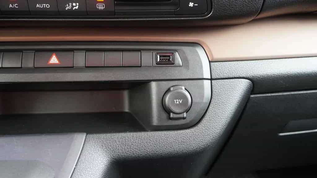 Toyota Proace (Verso) Proace Verso 2.0 D-4D Family Navi PDC Kamera 07/2018-photo-15