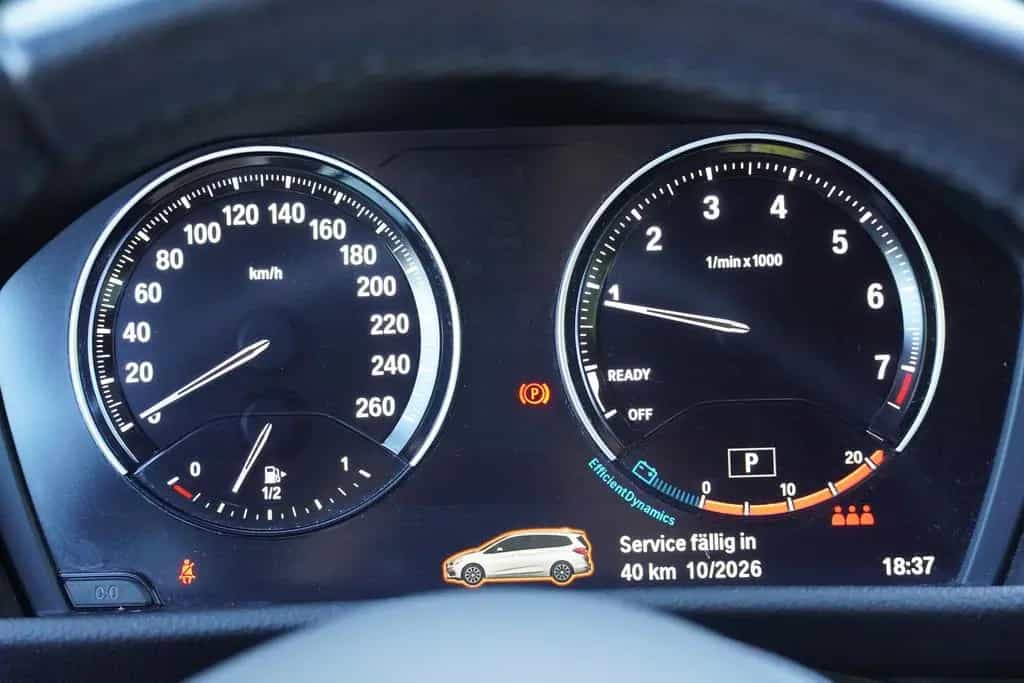 BMW 218 i Luxury Line LED Navi Tempomat Leder PDC 11/2020-photo-14