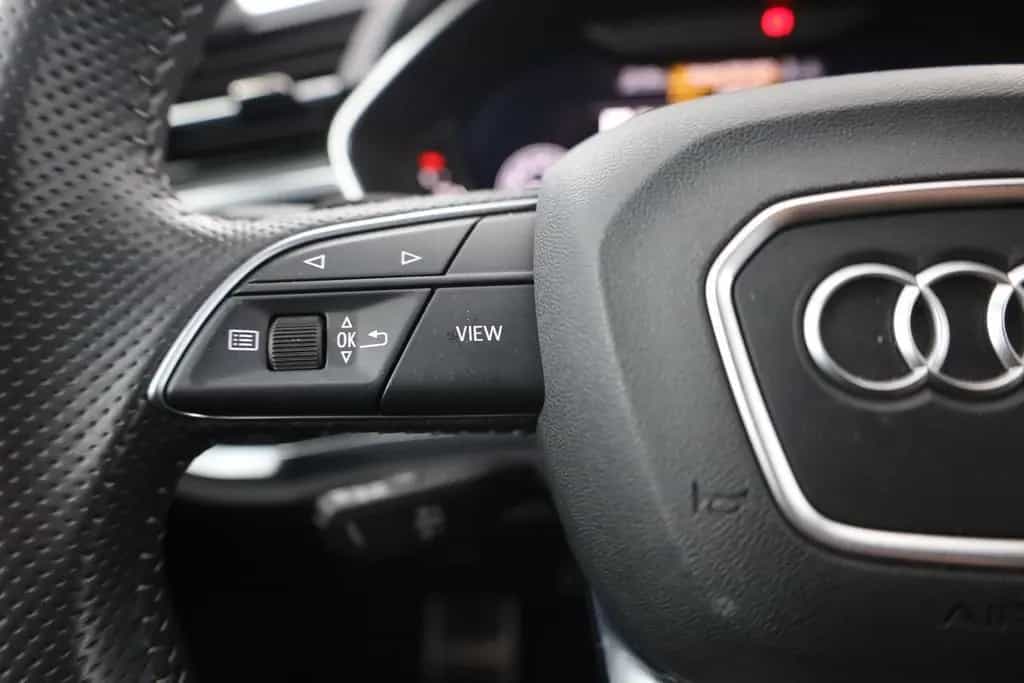 Audi Q3 35 TFSI S-Tronic S-Line LED Sitzheizung AHK 03/2019-photo-14
