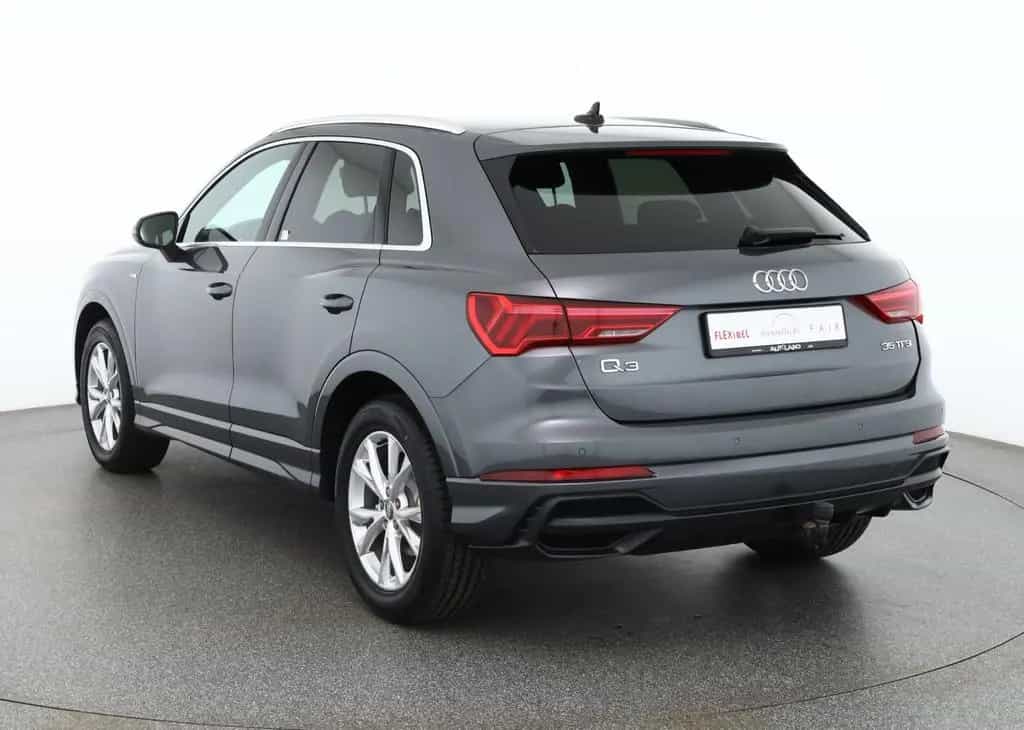 Audi Q3 35 TFSI S-Tronic S-Line LED Sitzheizung AHK 03/2019-photo-2
