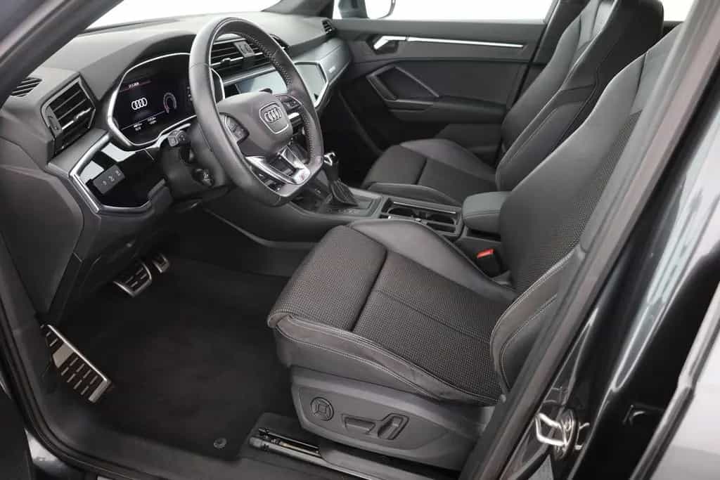 Audi Q3 35 TFSI S-Tronic S-Line LED Sitzheizung AHK 03/2019-photo-21