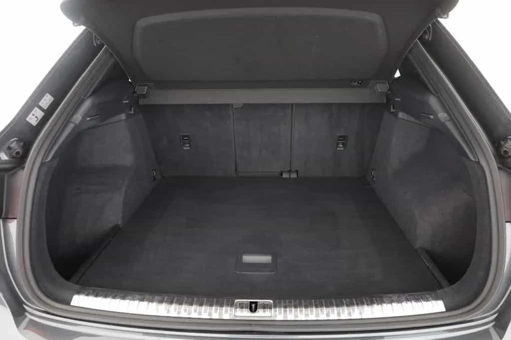 Audi Q3 35 TFSI S-Tronic S-Line LED Sitzheizung AHK 03/2019-photo-24