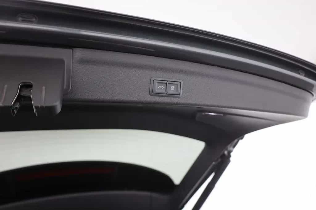Audi Q3 35 TFSI S-Tronic S-Line LED Sitzheizung AHK 03/2019-photo-26
