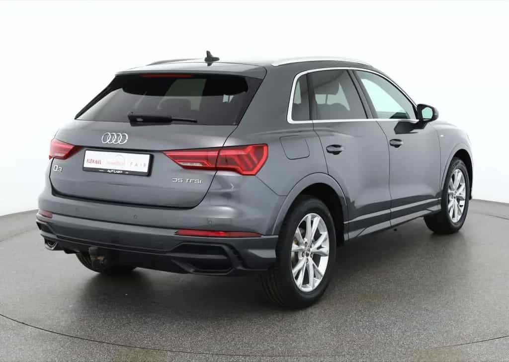 Audi Q3 35 TFSI S-Tronic S-Line LED Sitzheizung AHK 03/2019-photo-4