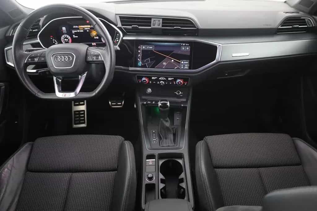 Audi Q3 35 TFSI S-Tronic S-Line LED Sitzheizung AHK 03/2019-photo-8
