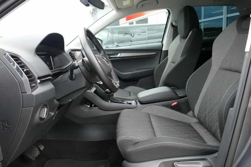 Skoda Karoq 1.5 16V TSI Style LED Navi Kamera PDC USB 07/2022-photo-21