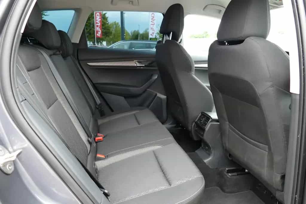 Skoda Karoq 1.5 16V TSI Style LED Navi Kamera PDC USB 07/2022-photo-23