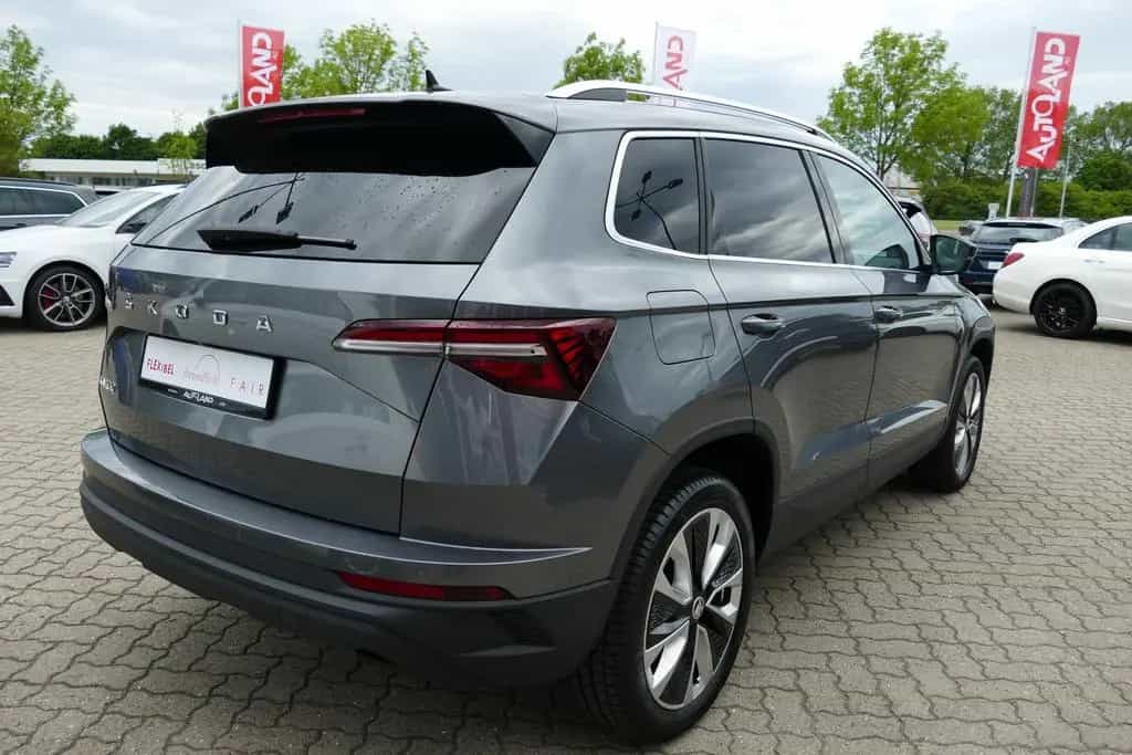 Skoda Karoq 1.5 16V TSI Style LED Navi Kamera PDC USB 07/2022-photo-3