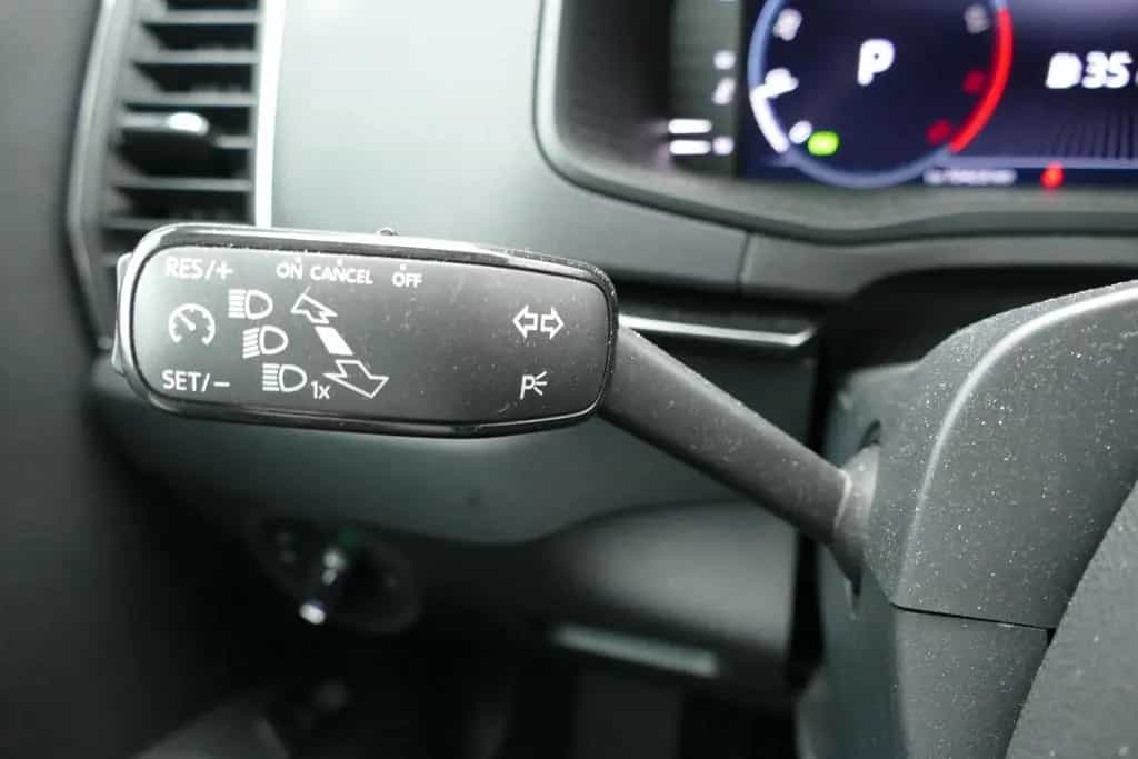 Skoda Karoq 1.5 16V TSI Style LED Navi Kamera PDC USB 07/2022-photo-9