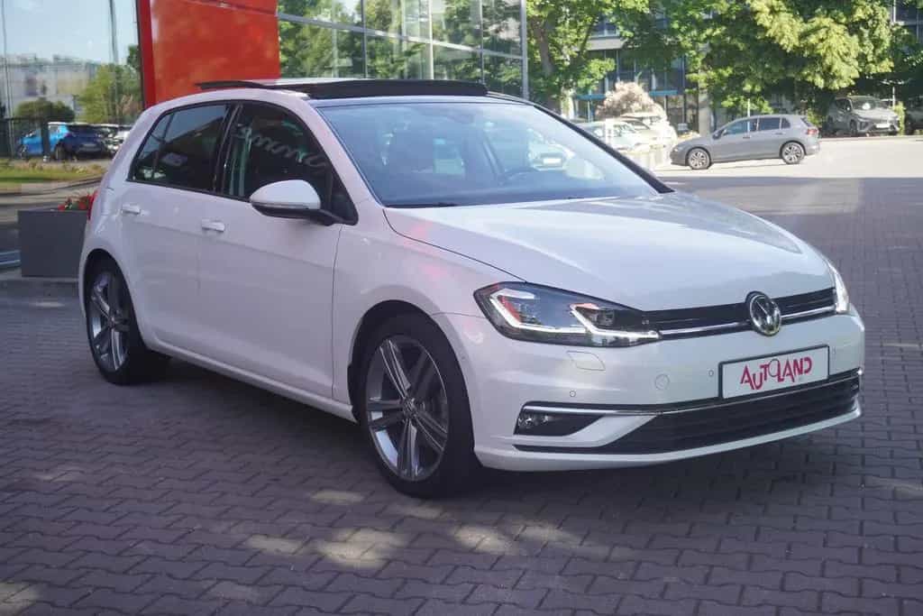 Volkswagen Golf VII 1.5 TSI LED Navi Panorama ACC Totwinkel 04/2019-photo-3