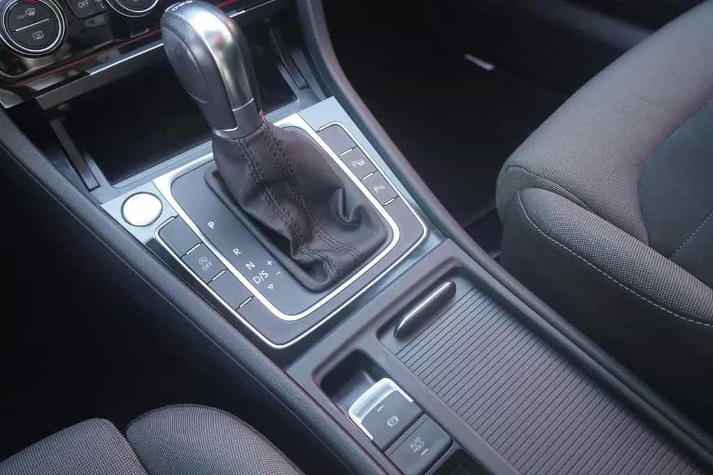 Volkswagen Golf VII 1.5 TSI LED Navi Panorama ACC Totwinkel 04/2019-photo-30