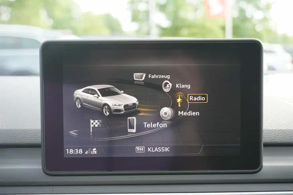 Audi A5 Coupe 2.0 TDI Schiebedach Sitzheizung PDC 07/2018-photo-25