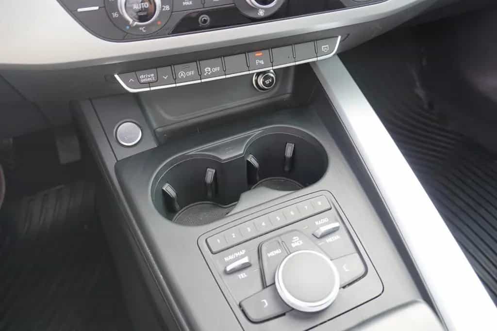 Audi A5 Coupe 2.0 TDI Schiebedach Sitzheizung PDC 07/2018-photo-31