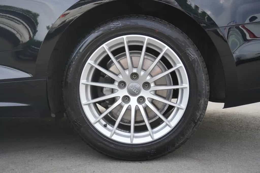 Audi A5 Coupe 2.0 TDI Schiebedach Sitzheizung PDC 07/2018-photo-33