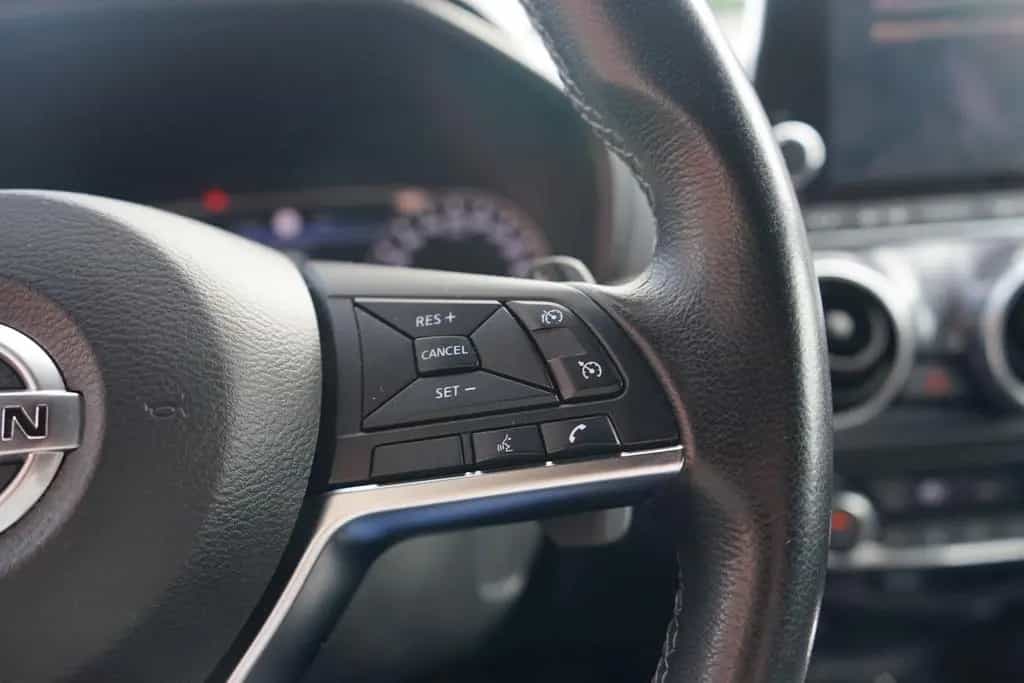 Nissan Juke 1.0 DIG-T Enigma Navi LED Kamera Klimaaut. 01/2021-photo-22