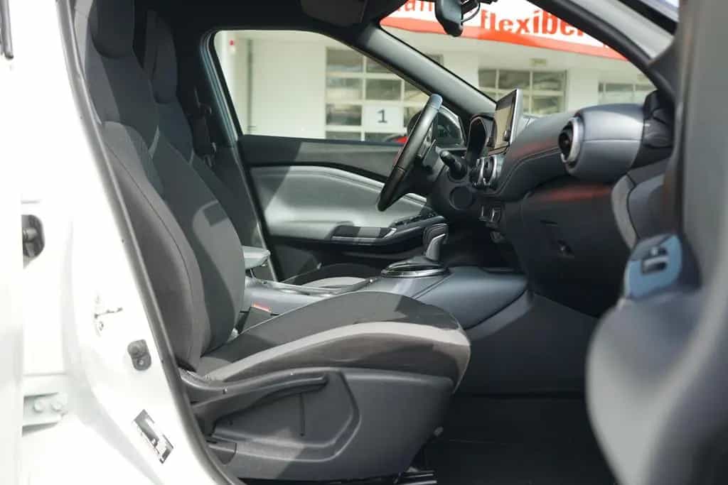 Nissan Juke 1.0 DIG-T Enigma Navi LED Kamera Klimaaut. 01/2021-photo-28